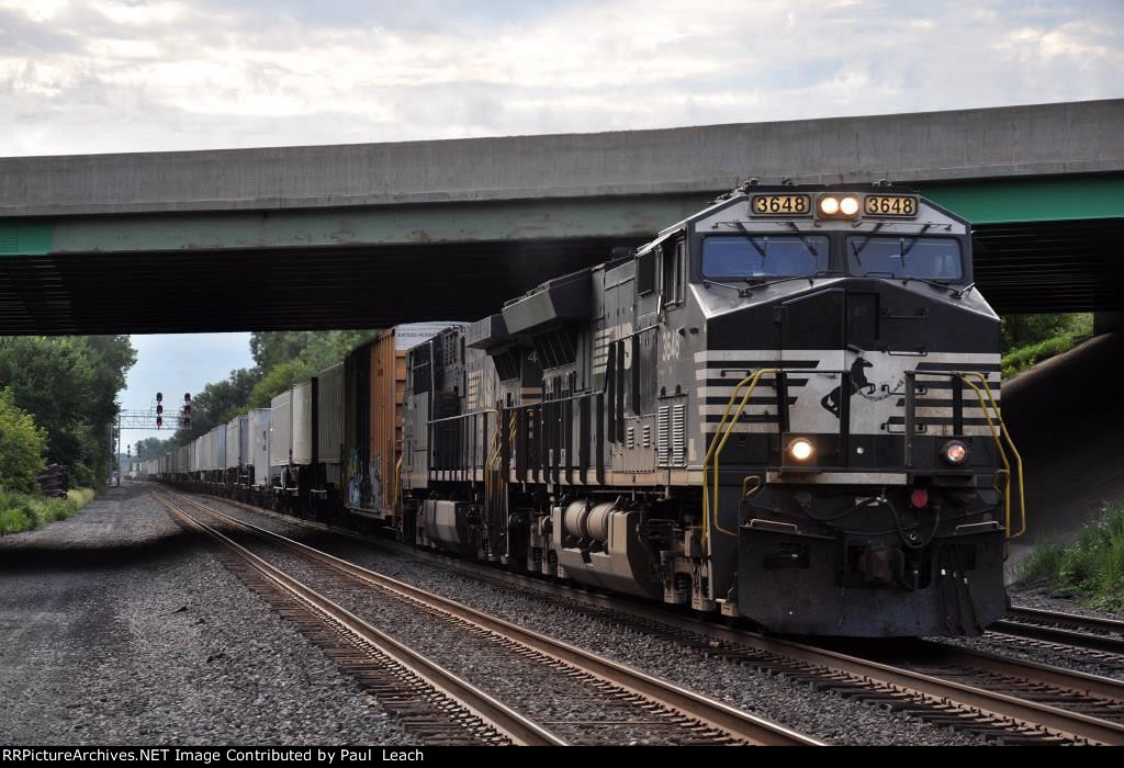 Intermodal races west